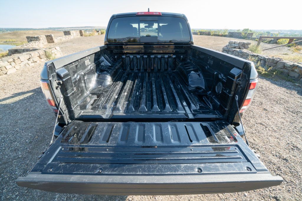 Used 2026 Nissan Frontier PRO-4X AWD/4WD image 23
