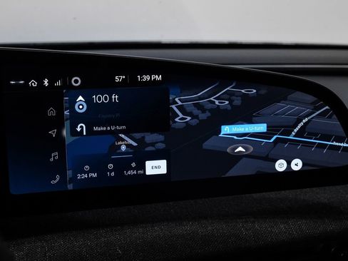 Used 2024 Lucid Air Touring image 25