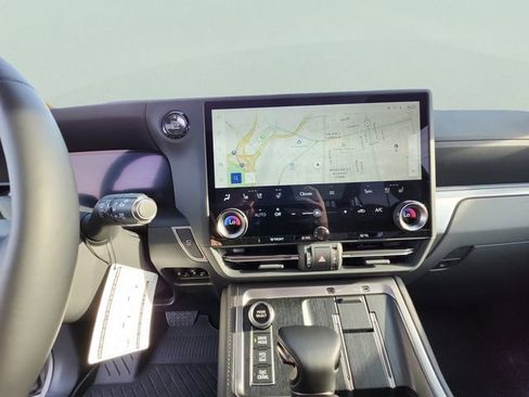 Used 2025 Lexus GX 550 550 Overtrail image 33