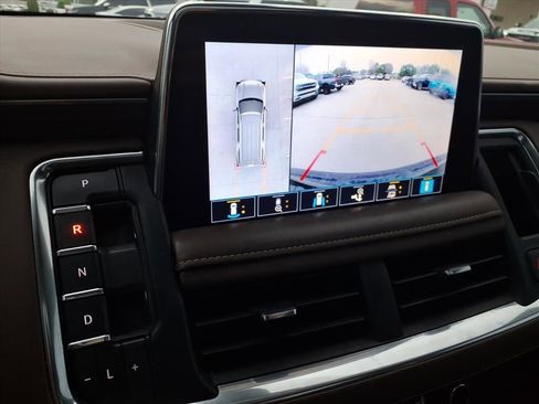 Used 2021 Chevrolet Tahoe High Country image 16