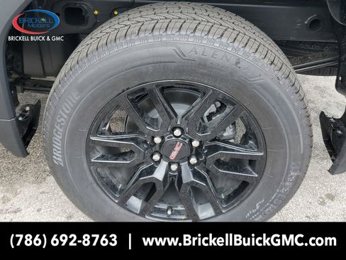 New 2026 GMC Sierra 1500 Elevation image 5