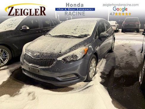 Used 2016 Kia Forte LX w/ LX Popular Plus Package image 3