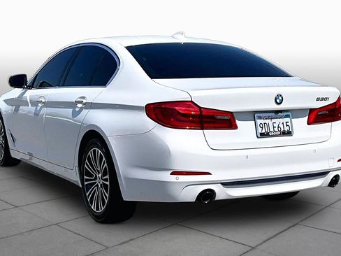 Used 2018 BMW 530i w/ Premium Package RWD image 11