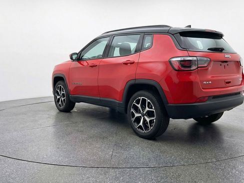 Used 2025 Jeep Compass Limited image 6