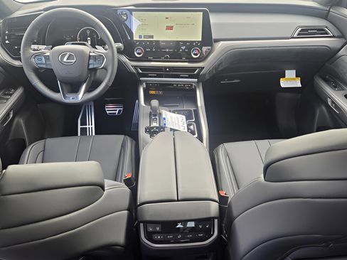 New 2026 Lexus TX 500h AWD image 9