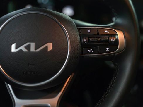 Used 2025 Kia K5 GT-Line image 19