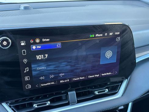 Used 2025 Chevrolet Equinox LT image 20