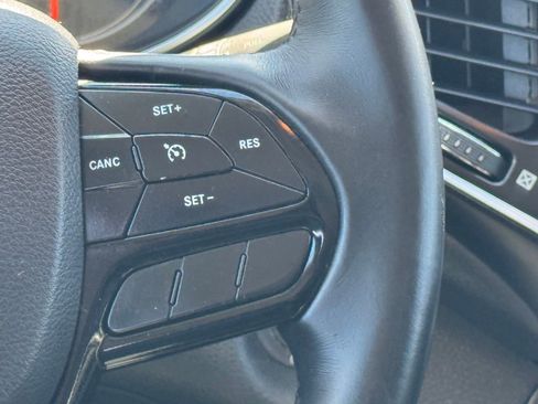 Used 2019 Jeep Cherokee Altitude image 17