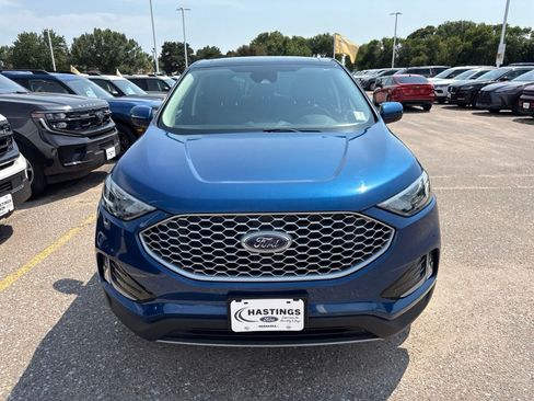 Certified 2023 Ford Edge SEL w/ Convenience Package AWD/4WD image 13