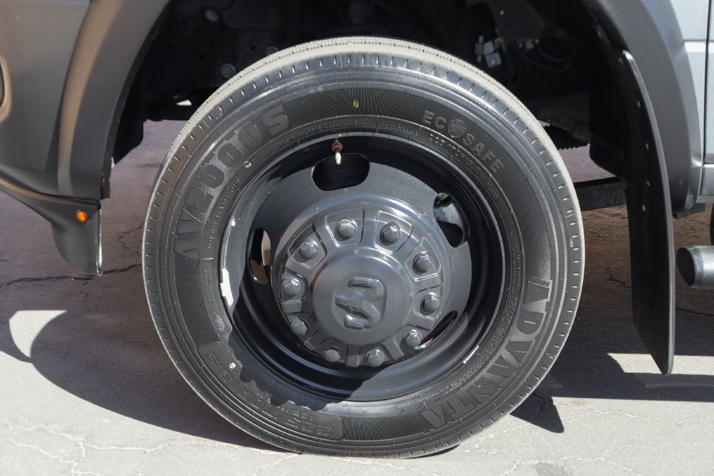 Used 2024 RAM 5500 Tradesman w/ Max Tow Package AWD/4WD image 40