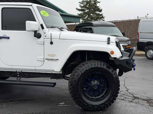 Used 2014 Jeep Wrangler Unlimited Sahara w/ Mopar Chrome Edition Group image 11