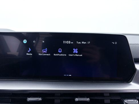 Used 2024 Kia Telluride S image 21