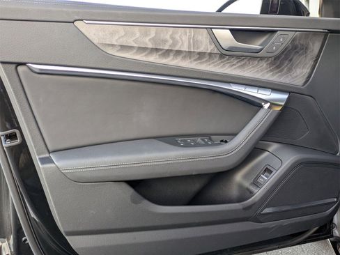 Used 2025 Audi A6 Premium Plus w/ Premium Plus Package image 16