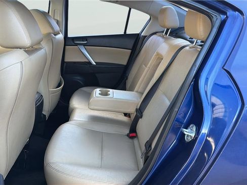 Used 2012 MAZDA MAZDA3 i Grand Touring image 17