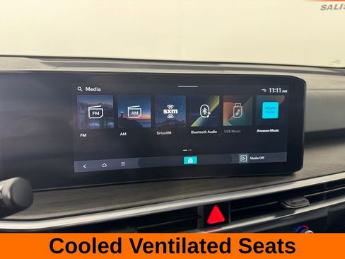 Used 2025 Kia Sorento SX image 14