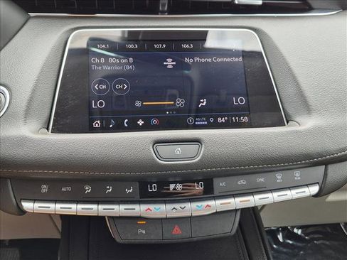 Used 2023 Cadillac XT4 Luxury FWD image 13