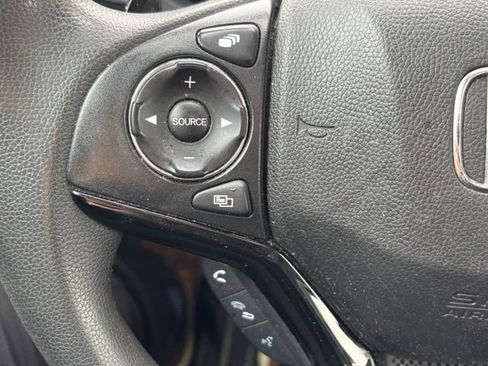 Used 2020 Honda HR-V EX image 12