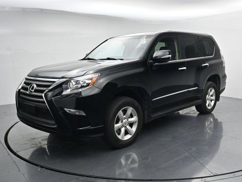 Used 2019 Lexus GX 460 AWD/4WD image 4