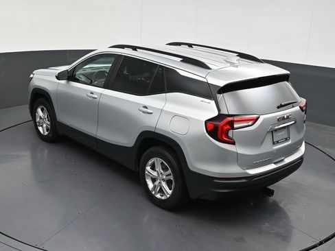 Used 2022 GMC Terrain SLE w/ Driver Convenience Package AWD/4WD image 17