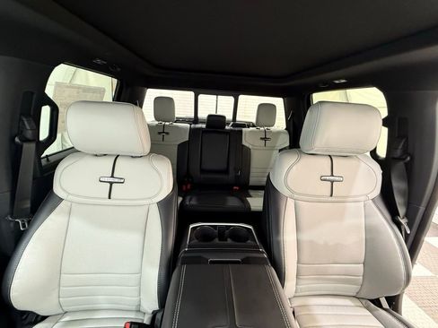 New 2025 Ford F150 Lightning Platinum image 32