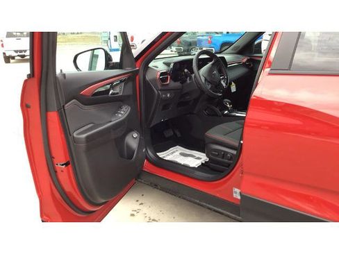 New 2026 Chevrolet TrailBlazer RS w/ Convenience Package image 9