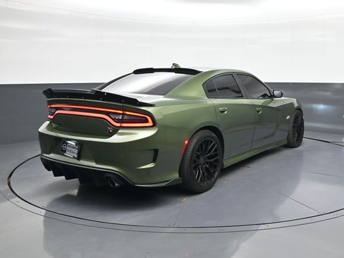 Used 2022 Dodge Charger Scat Pack w/ Plus Group RWD image 7