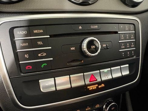 Used 2018 Mercedes-Benz GLA 250 image 34