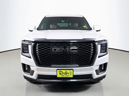Used 2024 GMC Yukon Denali Ultimate AWD/4WD image 2