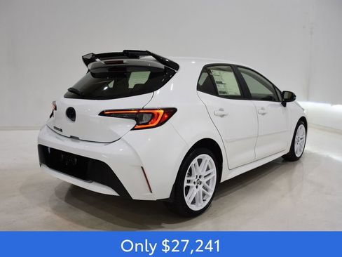 New 2026 Toyota Corolla SE image 4