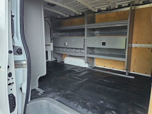 Used 2019 Nissan NV 3500 SL w/ Navigation Package image 17