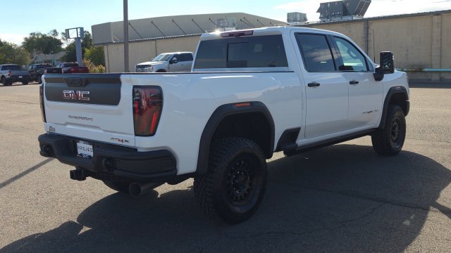 New 2026 GMC Sierra 2500 AT4X w/ AT4X AEV Edition AWD/4WD image 9