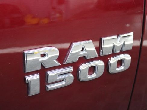 Used 2018 RAM 1500 Express image 6