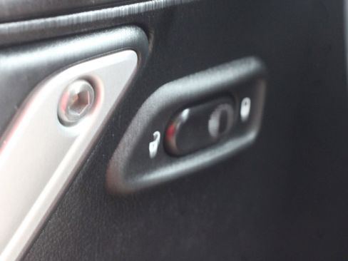 Used 2014 Jeep Wrangler Unlimited Rubicon w/ Connectivity Group image 20