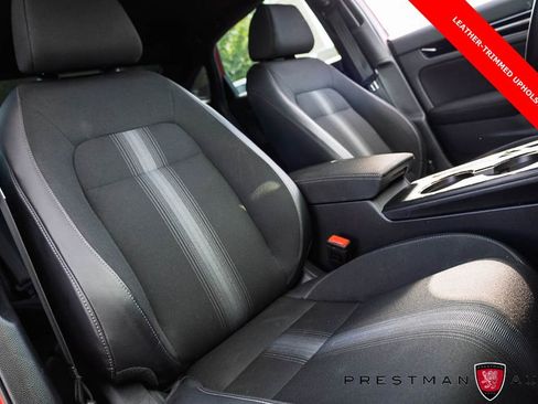 Used 2025 Honda Civic FWD Hybrid Sedan image 4