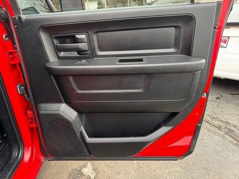 Used 2015 RAM 1500 Express image 31