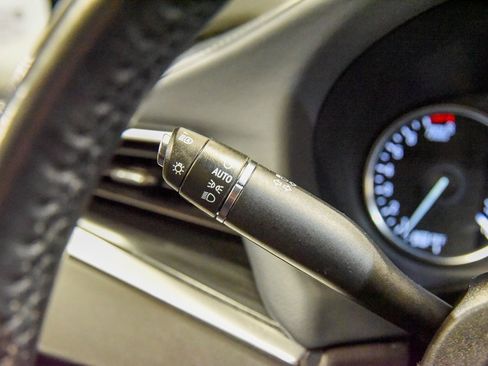 Used 2024 Buick Enclave Premium image 31