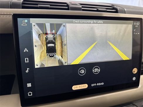 Used 2022 Land Rover Defender 90 X-Dynamic HSE image 21