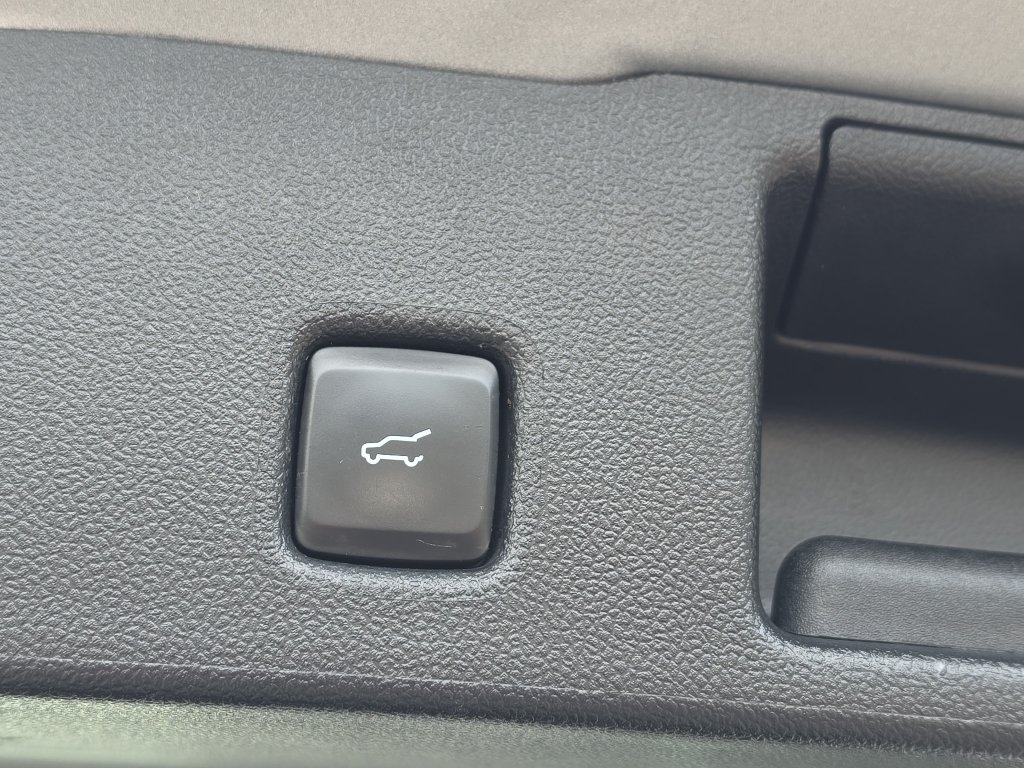 Used 2024 Ford Escape Active AWD/4WD image 11