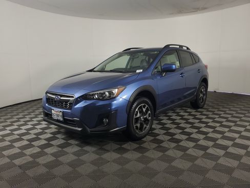 Used 2018 Subaru Crosstrek 2.0i Premium w/ Eyesight System image 8
