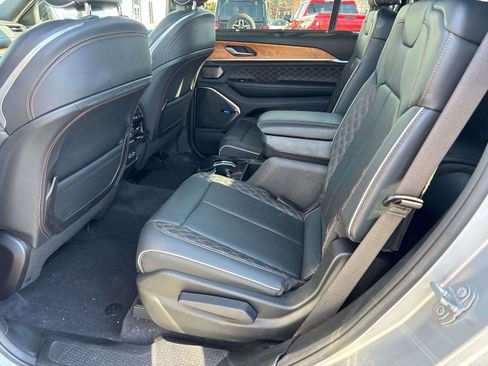 Certified 2021 Jeep Grand Cherokee L Summit image 9