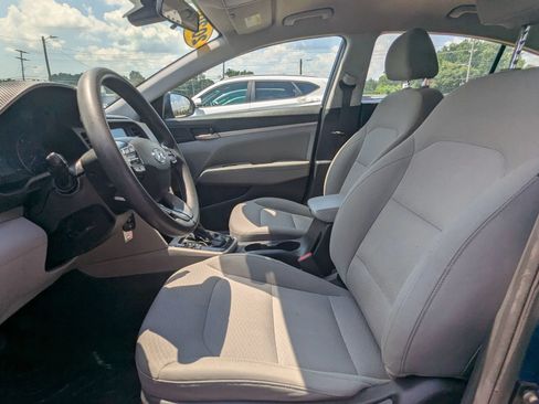 Used 2020 Hyundai Elantra SEL FWD image 9
