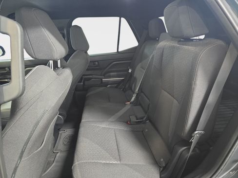 Used 2025 Toyota 4Runner SR5 AWD/4WD image 11