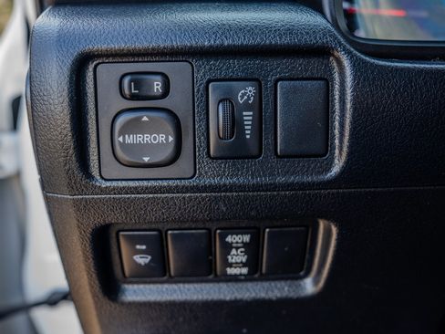 Used 2019 Toyota 4Runner TRD Off-Road Premium image 18