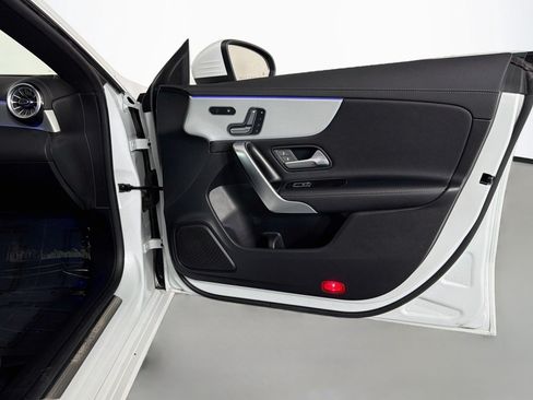 Certified 2022 Mercedes-Benz CLA 250 image 24