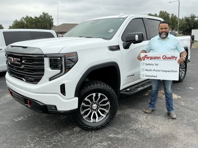 Used 2022 GMC Sierra 1500 AT4 w/ AT4 Premium Package