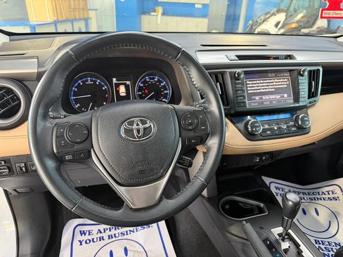 Used 2018 Toyota RAV4 XLE FWD image 26
