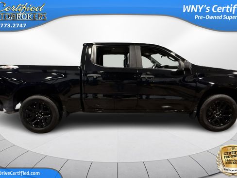 Used 2023 Chevrolet Silverado 1500 Custom image 5