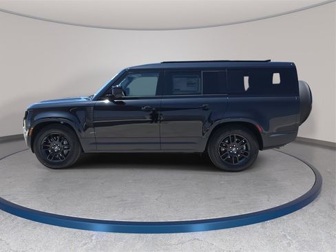 New 2025 Land Rover Defender 130 S image 8