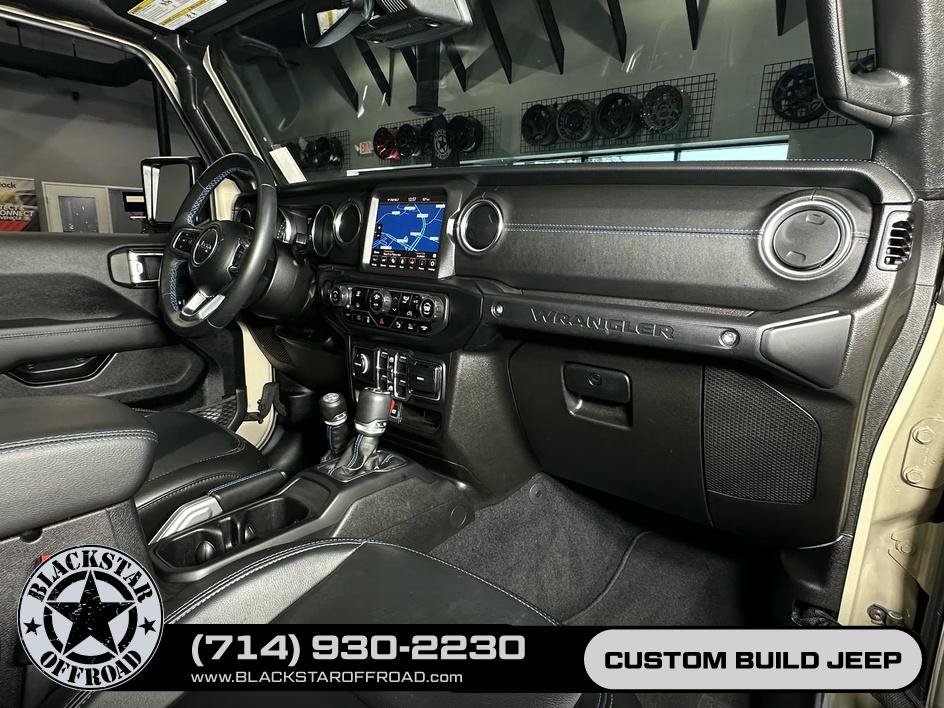 Used 2022 Jeep Wrangler Unlimited Rubicon 4xe w/ Safety Group AWD/4WD image 17