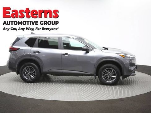 Used 2023 Nissan Rogue S AWD/4WD image 45